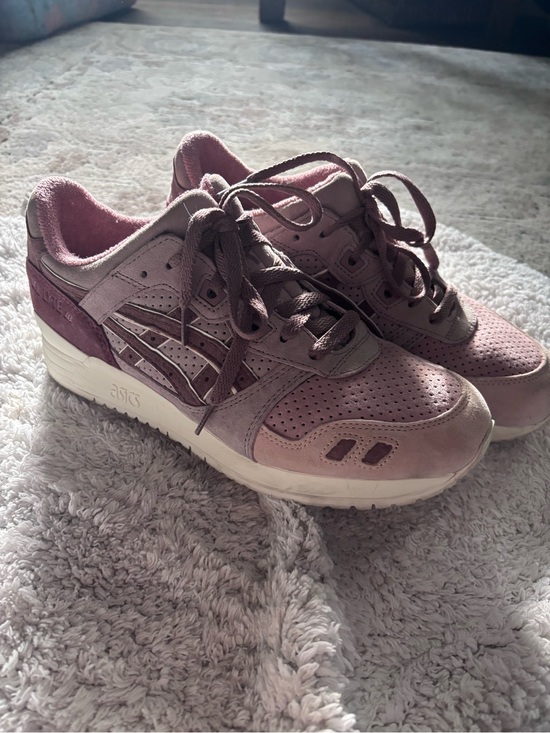 Kith x Asics Gel Lyte III Remastered By Invitation Only